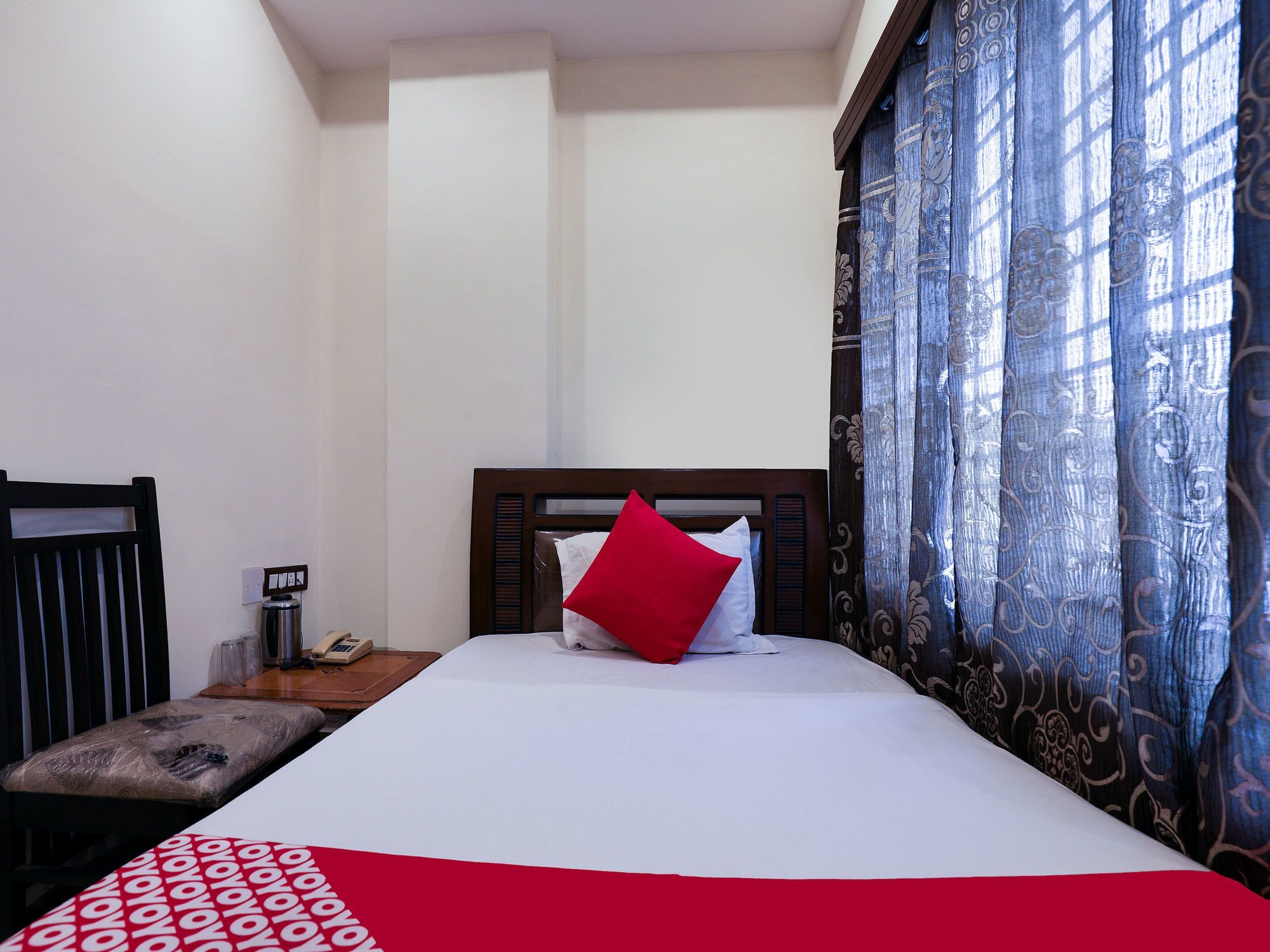 Oyo 16539 Grand Sandarshini Inn Χιντεραμπάντ Εξωτερικό φωτογραφία