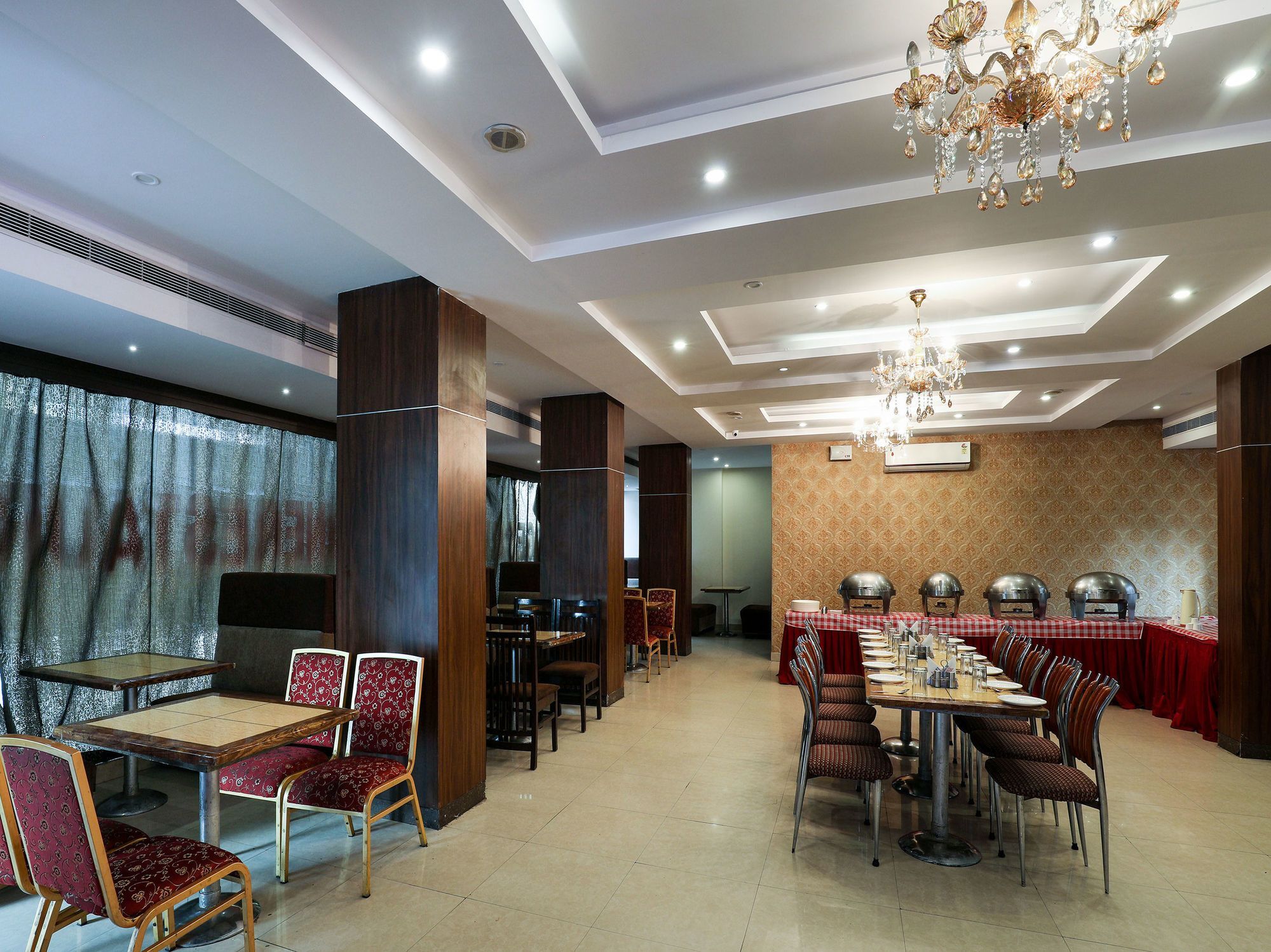Oyo 16539 Grand Sandarshini Inn Χιντεραμπάντ Εξωτερικό φωτογραφία